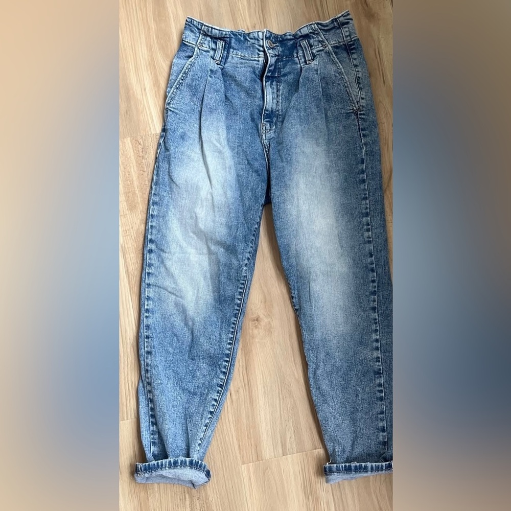 Light wash paper bag jeans